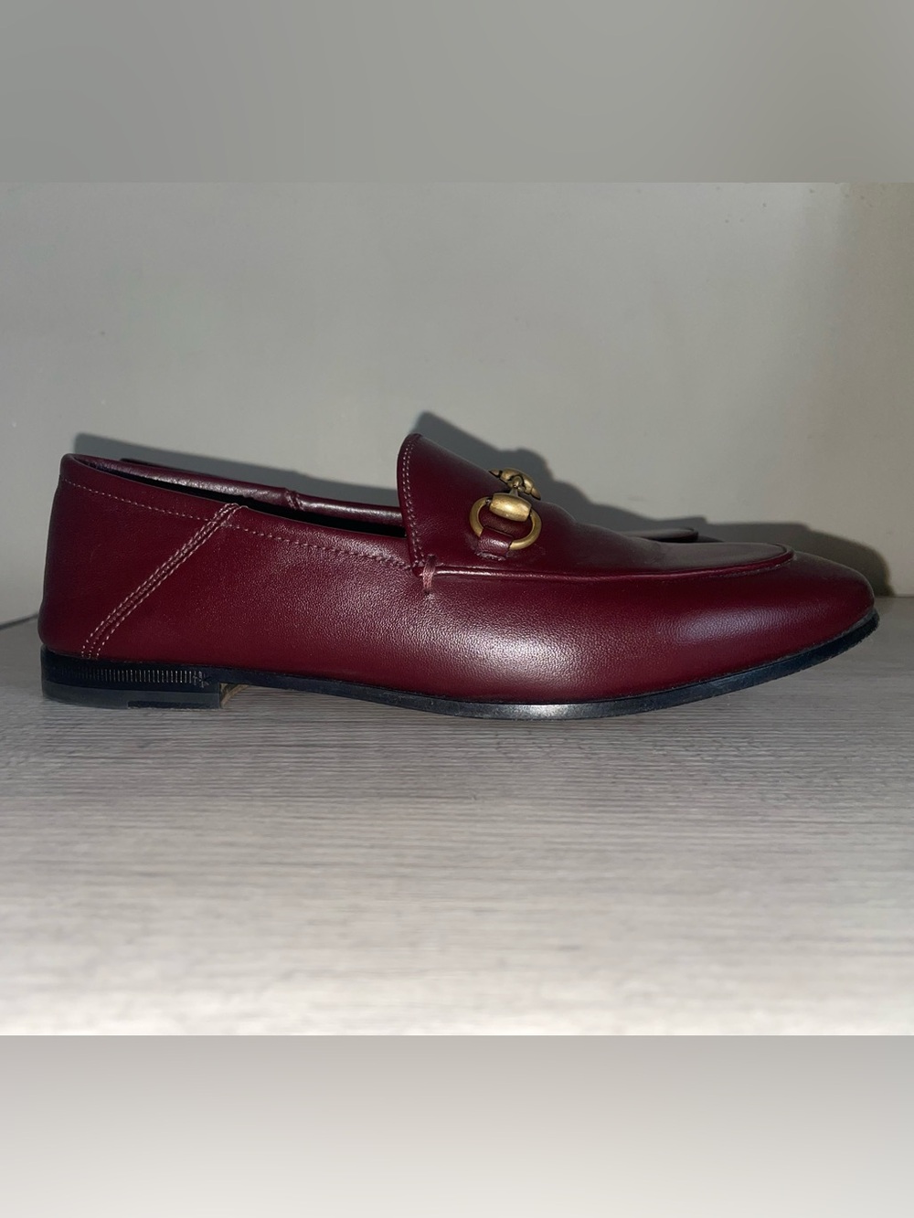 Authentic Gucci Womens Leather Horsebit Loafers in Vintage Bordeaux. Pre-Owned - Picture 7 of 13